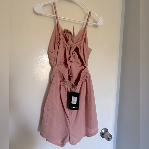 NWT Fashionnova In A Daze Romper XS - Picture 4 of 10